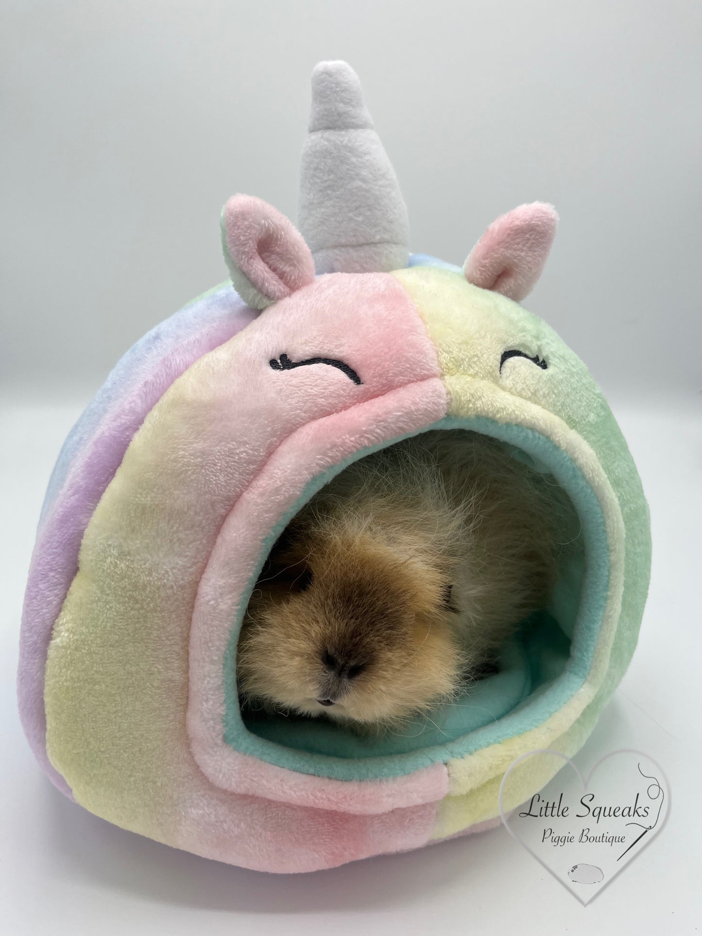 Unicorn Cosy Pod - Guinea Pig Bed/Hide (Unicorn Dreams)