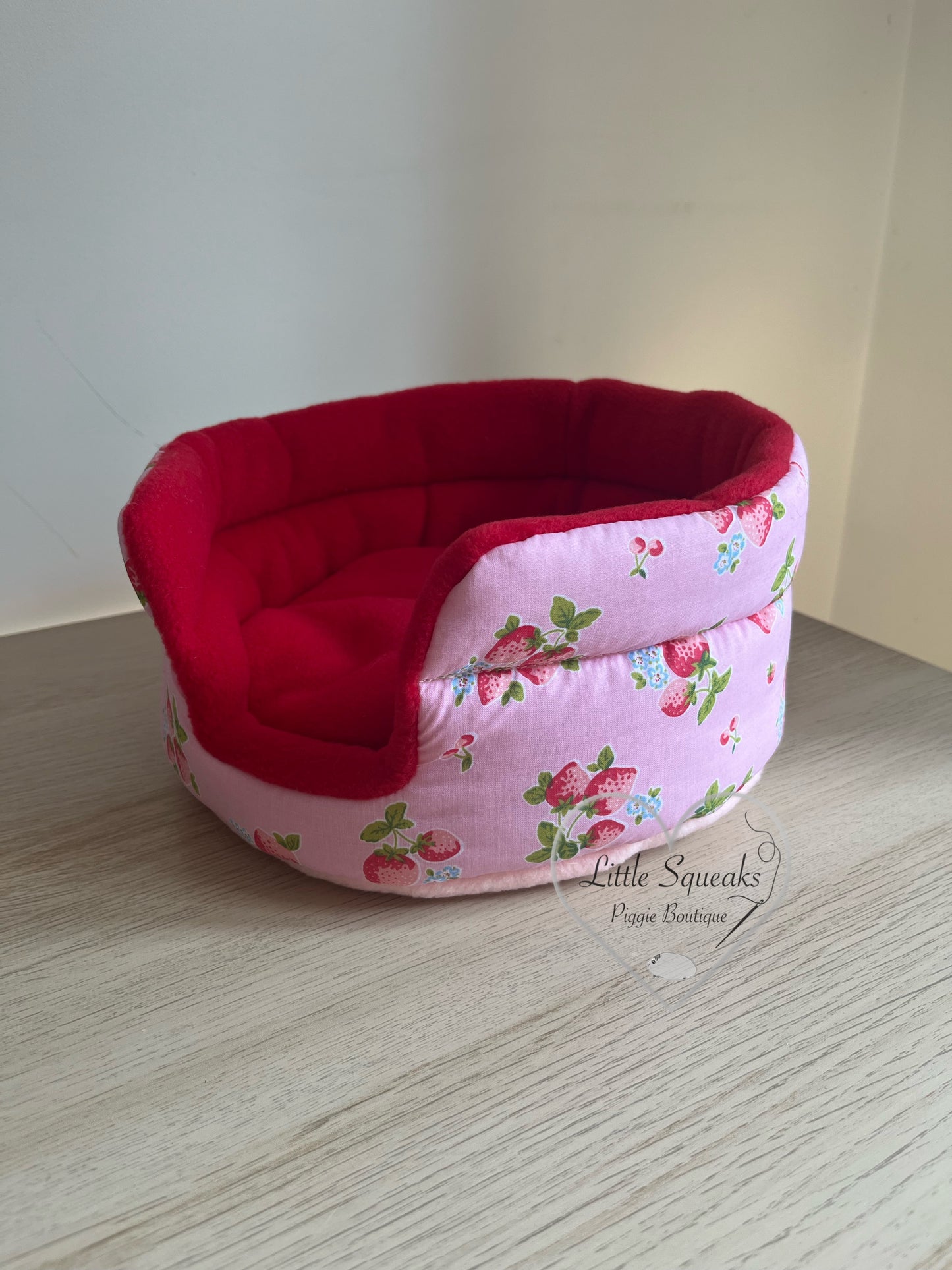 Cuddle Cup - Guinea Pig Bed/Hide (Strawberry Kisses Collection)