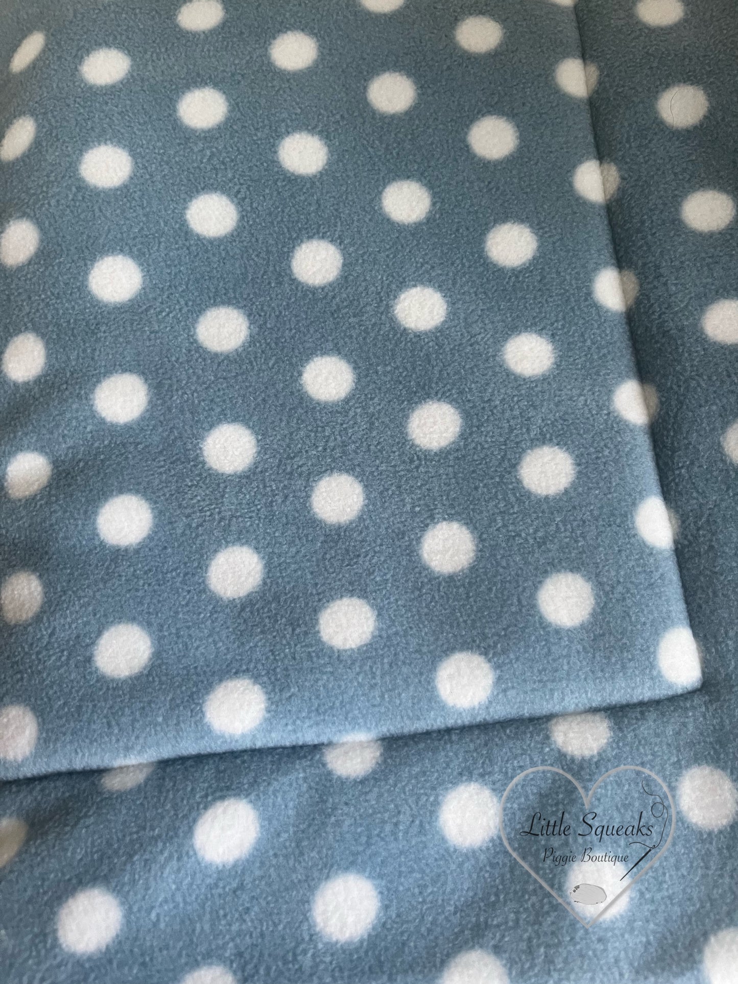 Fleece Cage Liner for Guinea Pigs - Blue Spotted