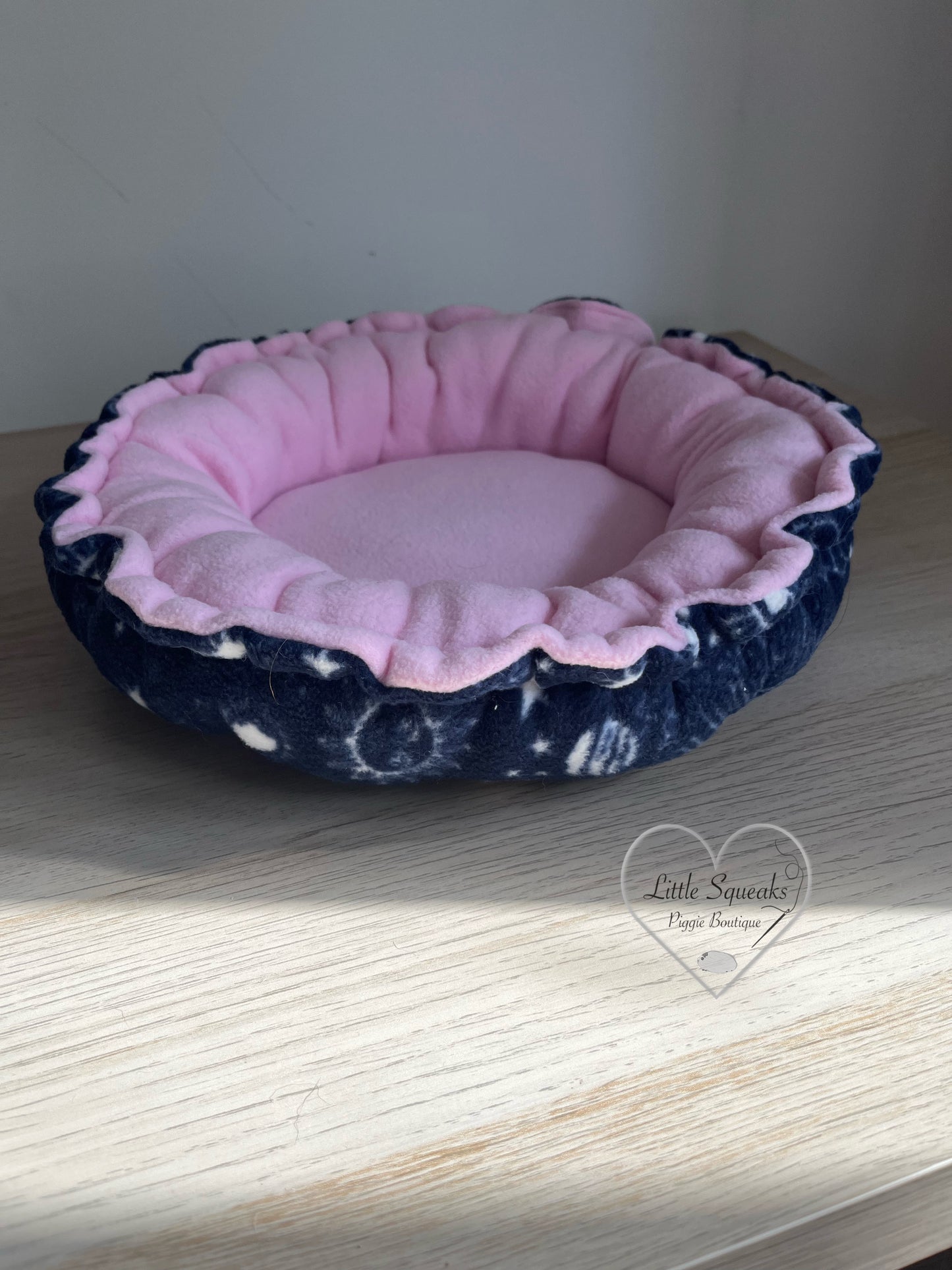 Squishy Donut Bed for Guinea Pigs - Zodiac