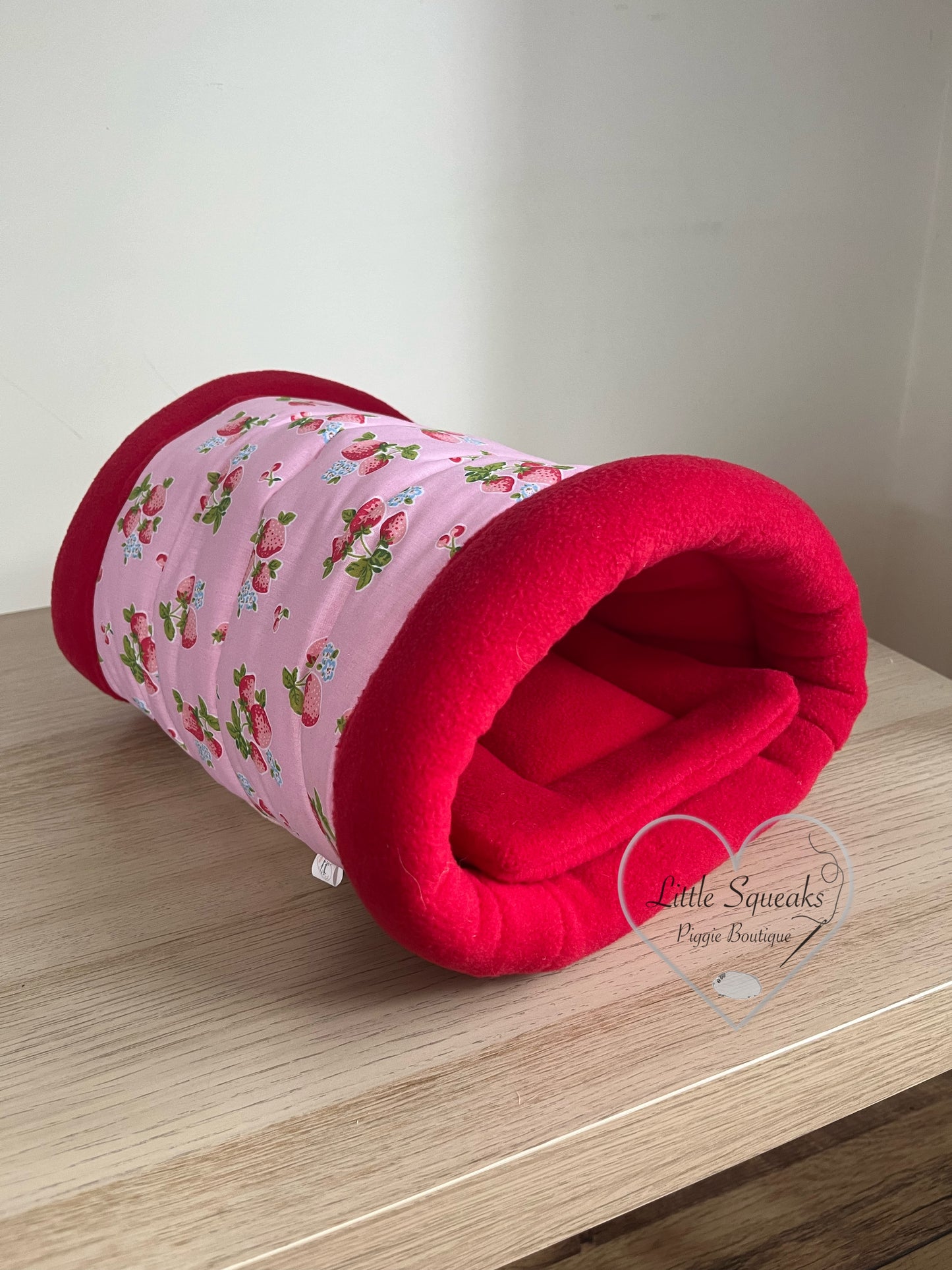 Cuddle Tunnel with Pee Pad - Guinea Pig Bed/Hide (Strawberry Kisses Collection)