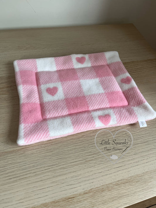 Pee Pad for Guinea Pigs - Pink Hearts Check/Pink (Strawberry Kisses Collection)