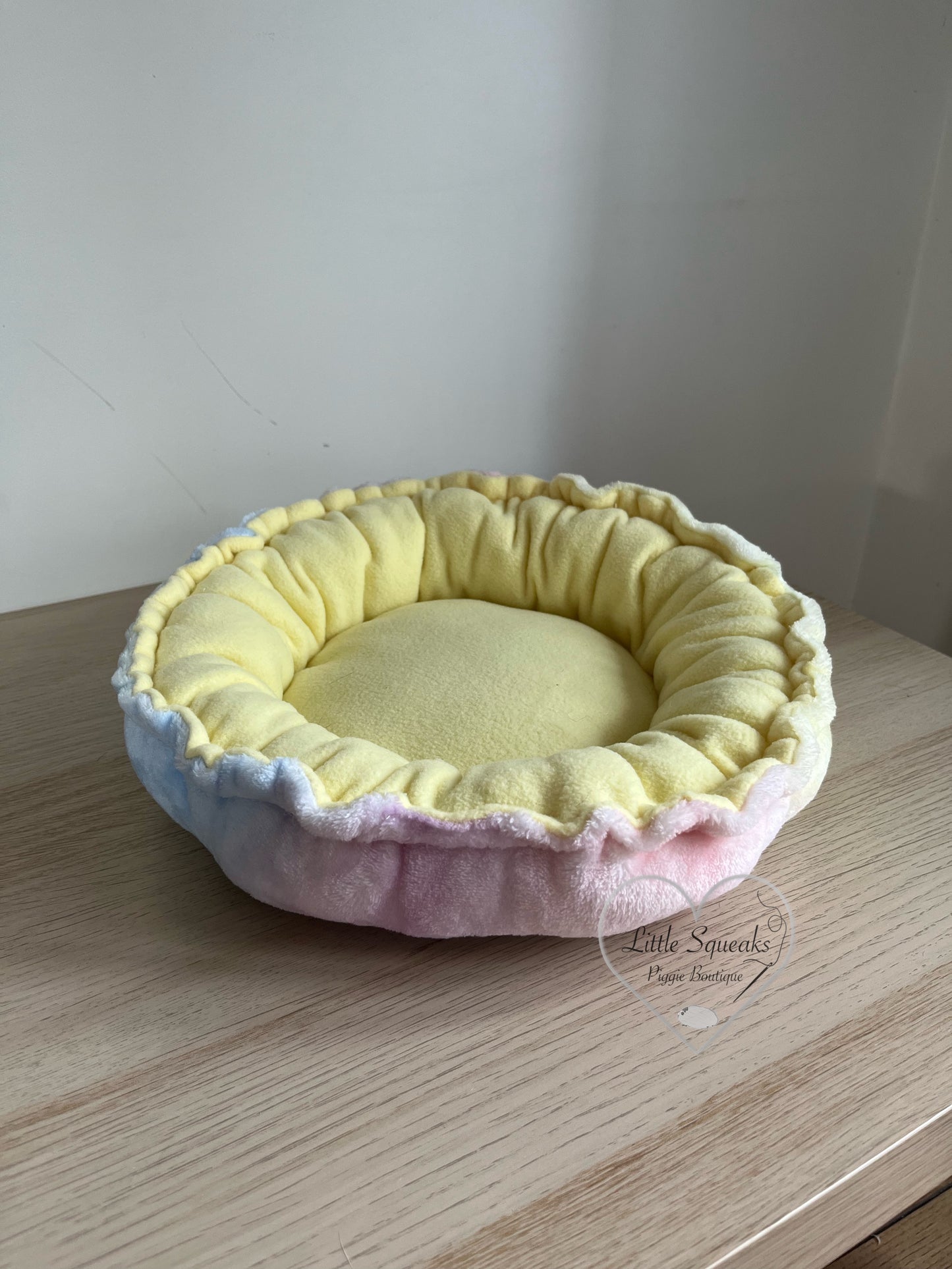 Squishy Donut Bed for Guinea Pigs - Unicorn Dreams